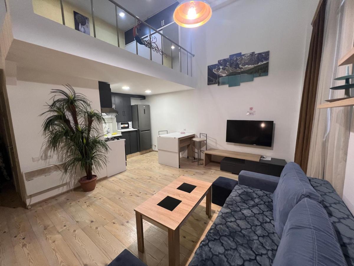 Dublex Apartment In Yerevan Komitas D1 Exterior foto